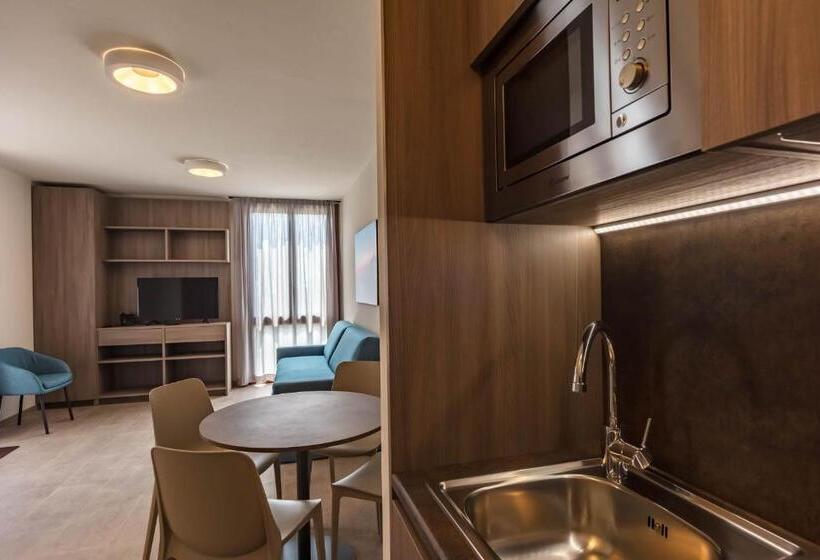 Le Torri Del Garda Familyspa Resort