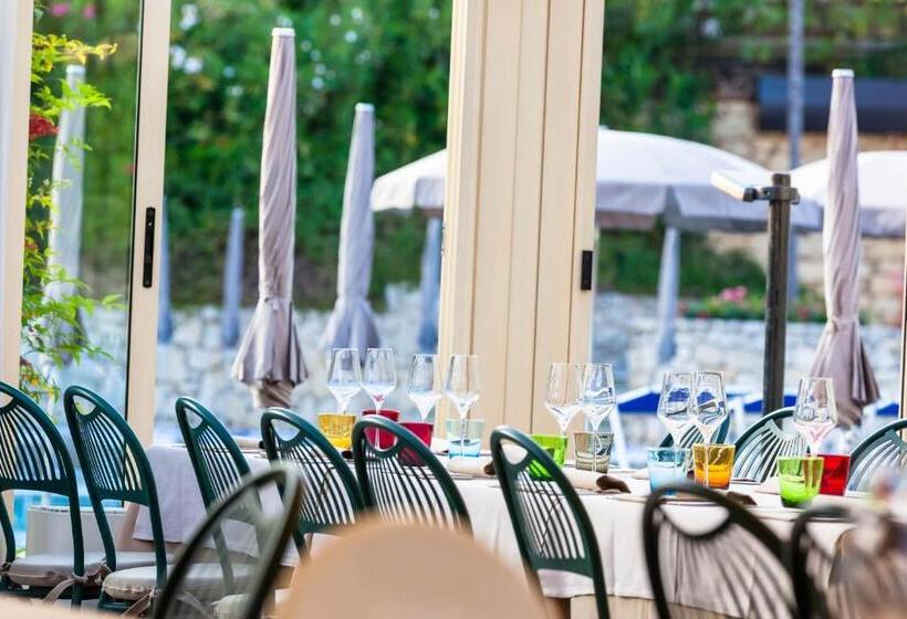 Le Torri Del Garda Familyspa Resort