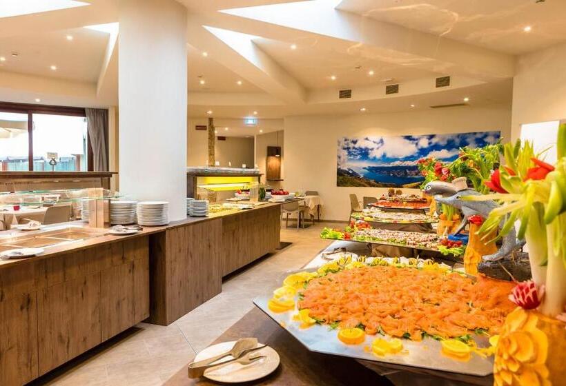Le Torri Del Garda Familyspa Resort