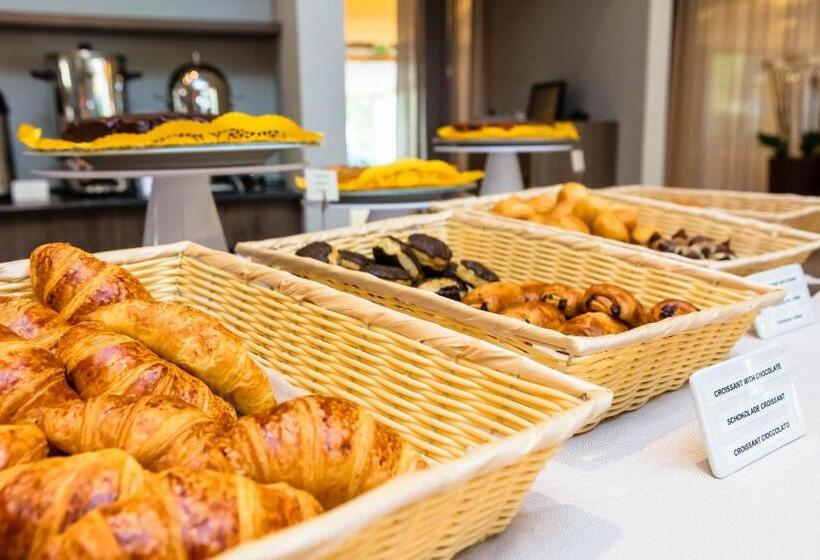 Le Torri Del Garda Familyspa Resort