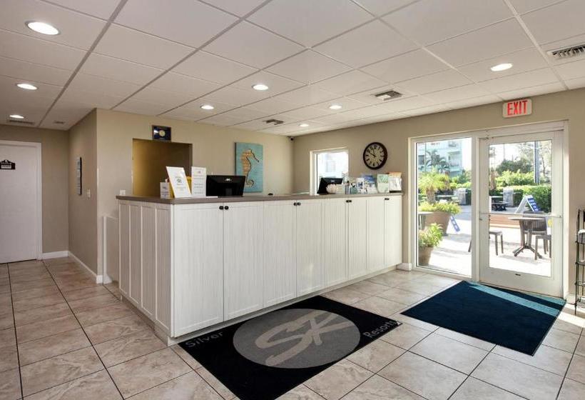 فندق على الطريق Silver Surf Gulf Beach Resort