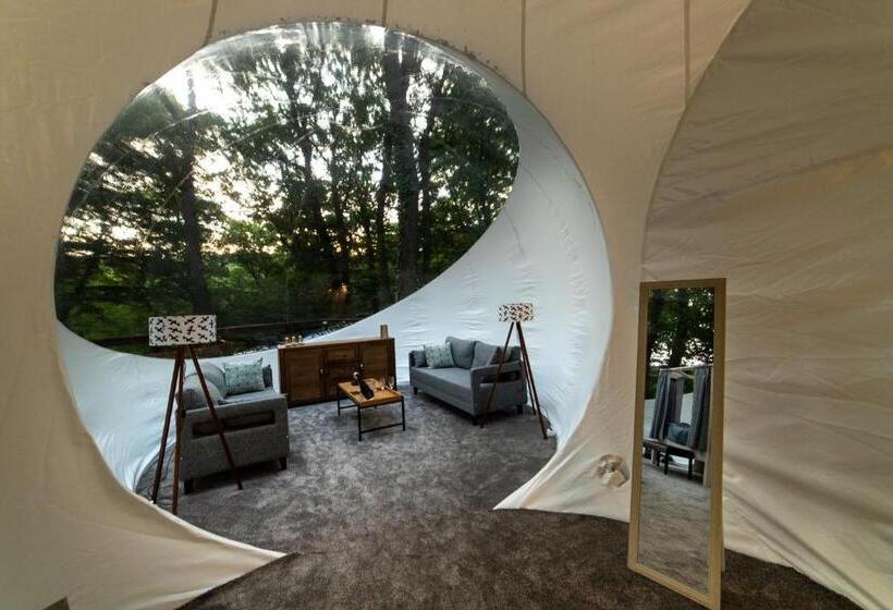 Nomad Hotel & Glamping