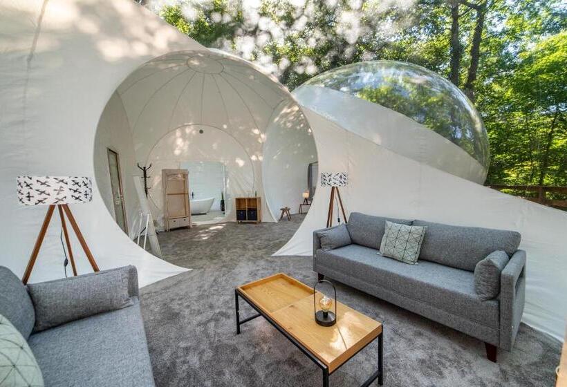 Nomad Hotel & Glamping