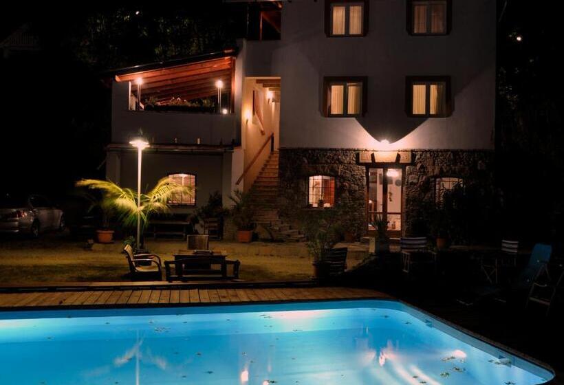 Nomad Hotel & Glamping