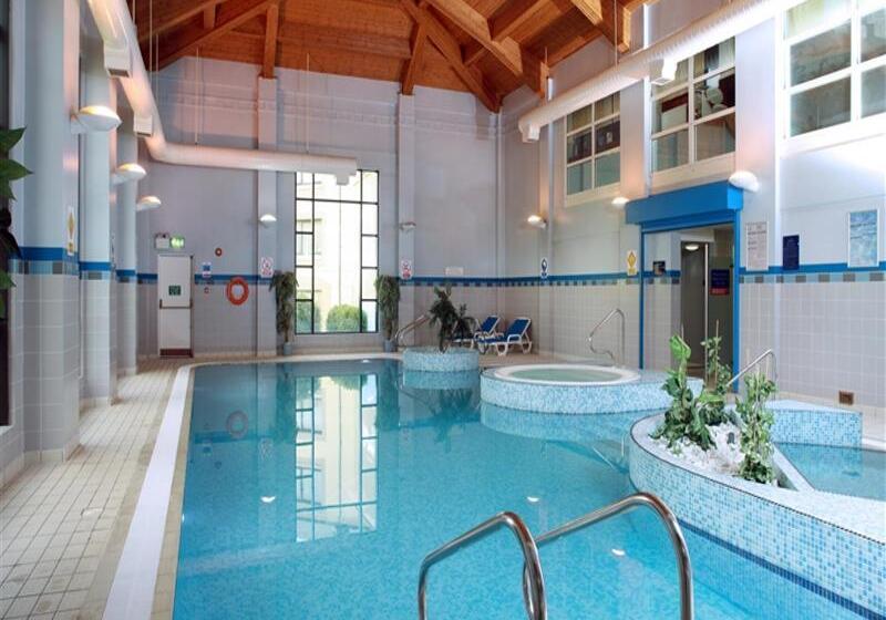 Roe Park Resort