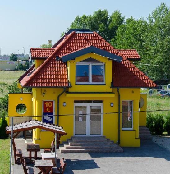 Rózsa Csárda Bungalow & Caravan Park