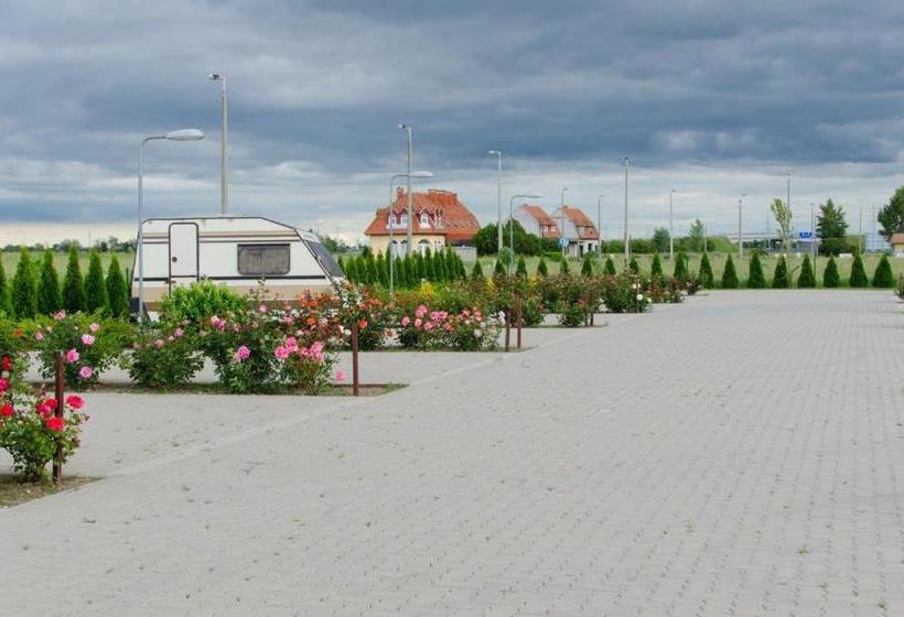 Rózsa Csárda Bungalow & Caravan Park