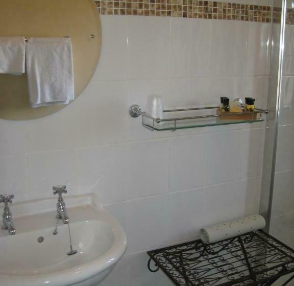 Shaftesbury Hotel Dundee