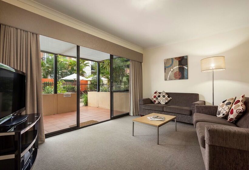 Best Western Northbridge Apartments