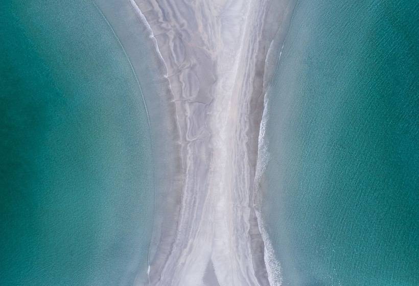 Diamond Island Resort & Bicheno Penguin Show