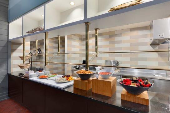 Embassy Suites Hotel Intl Airport