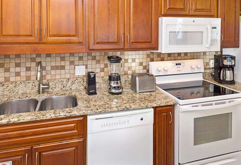 渡假胜地  Hilton Vacation Club Grand Beach Orlando