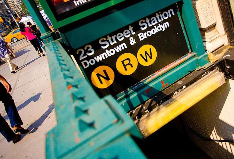 酒店 27 By Luxurban