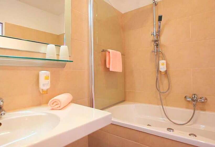 Adesso Hotel Kassel  Pay At Property On Arrival  Ihr Automatenhotel In Kassel