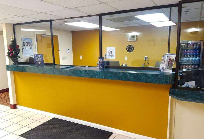 酒店 Americas Best Value Inn Evansville East