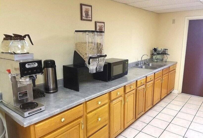 酒店 Americas Best Value Inn Evansville East