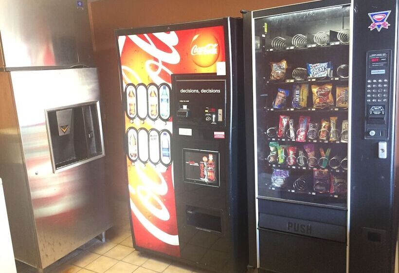 فندق Americas Best Value Inn Garden City