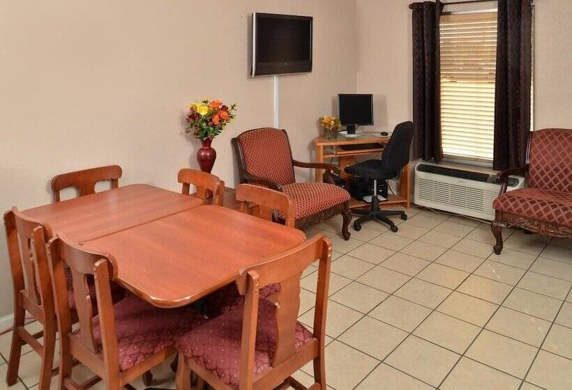 호텔 Americas Best Value Inn Indianola