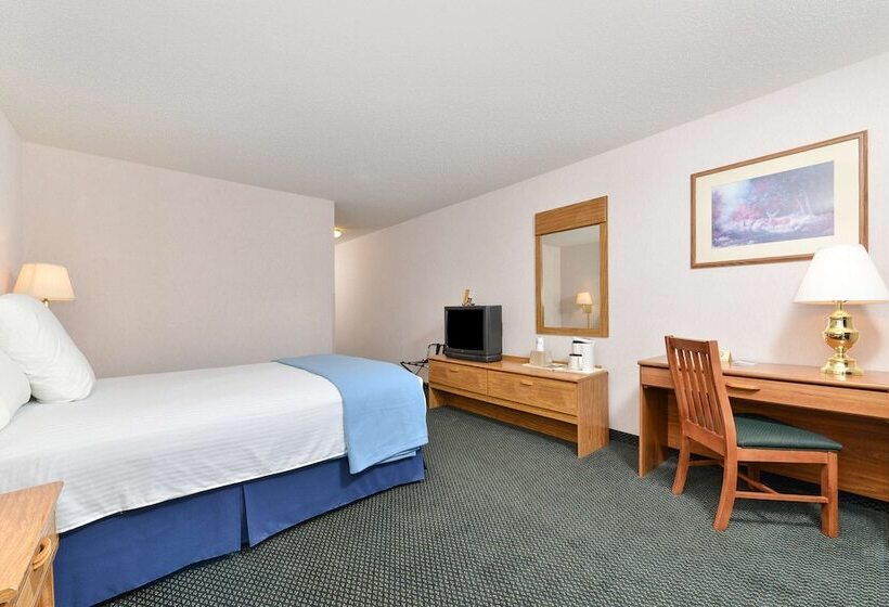 فندق Americas Best Value Inn Tahquamenon Country