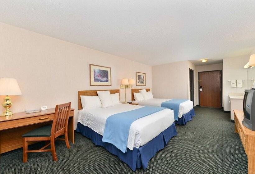 فندق Americas Best Value Inn Tahquamenon Country