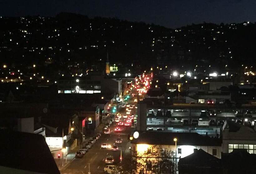 ホテル Balmoral On York