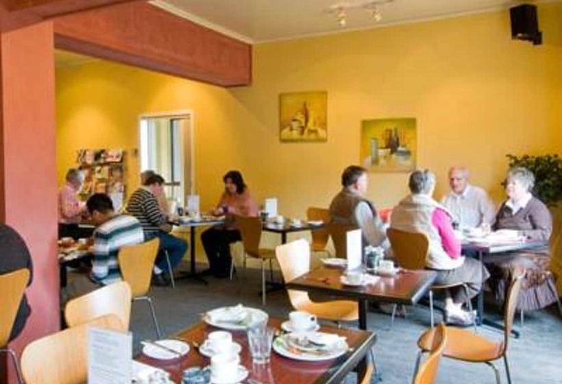 ホテル Balmoral On York