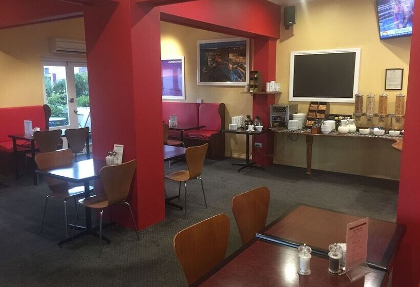 ホテル Balmoral On York