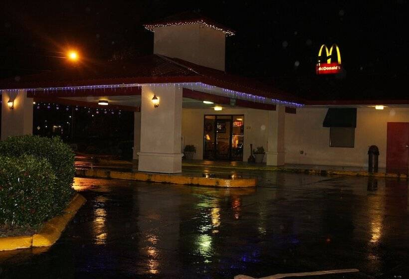 فندق Best Inn Booneville