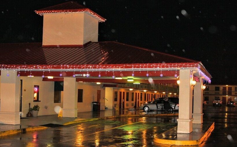 فندق Best Inn Booneville