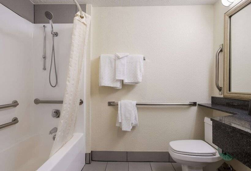 فندق Best Western Kendallville Inn