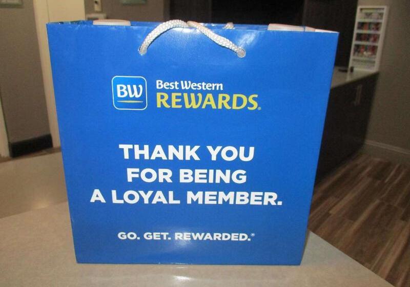 בית מלון כפרי Best Western Morton Inn