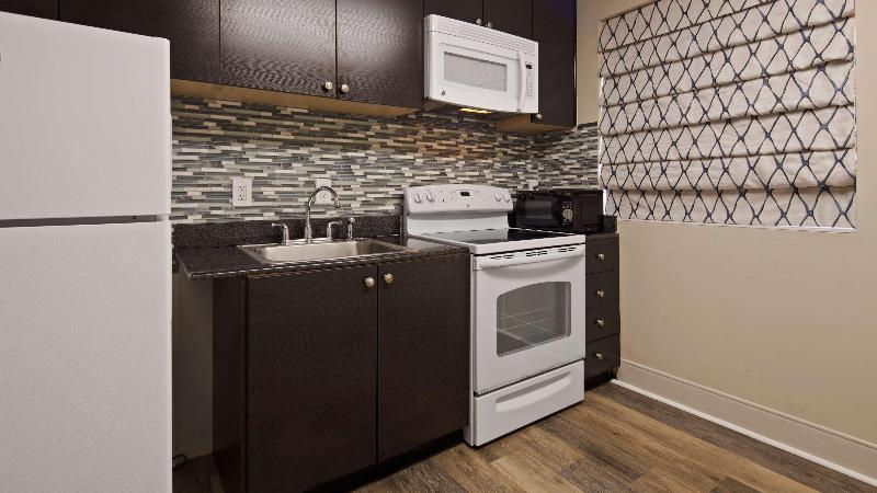 فندق Best Western Seaside Inn