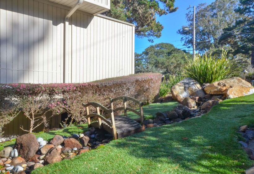 فندق Best Western The Inn & Suites Pacific Grove