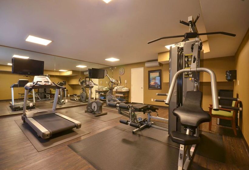 فندق Best Western The Inn & Suites Pacific Grove