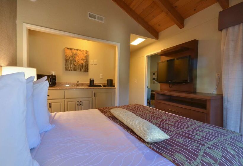 فندق Best Western The Inn & Suites Pacific Grove