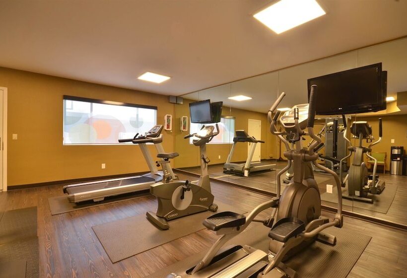 فندق Best Western The Inn & Suites Pacific Grove