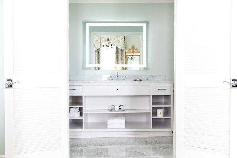 هتل Bienville House