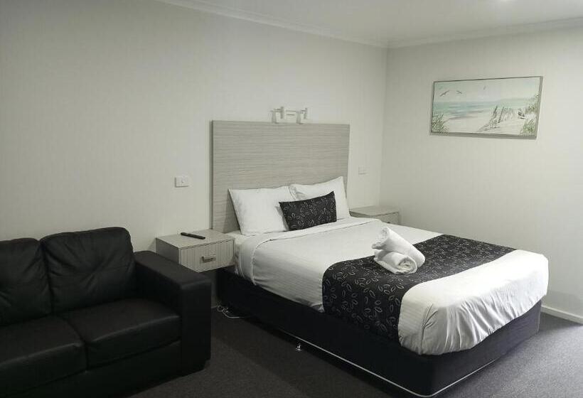 هتل Big Valley Lakeside Paradise Motor Inn