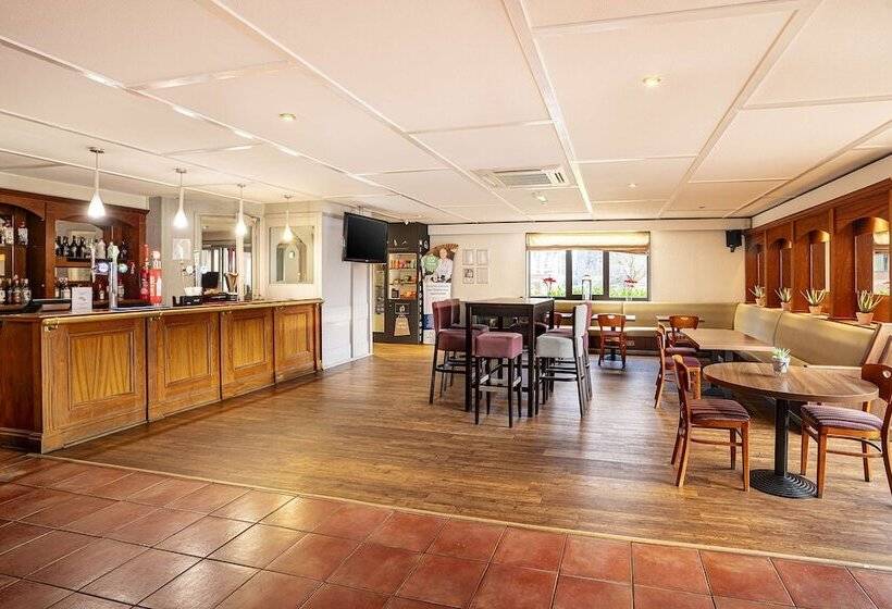 ホテル Campanile Manchester