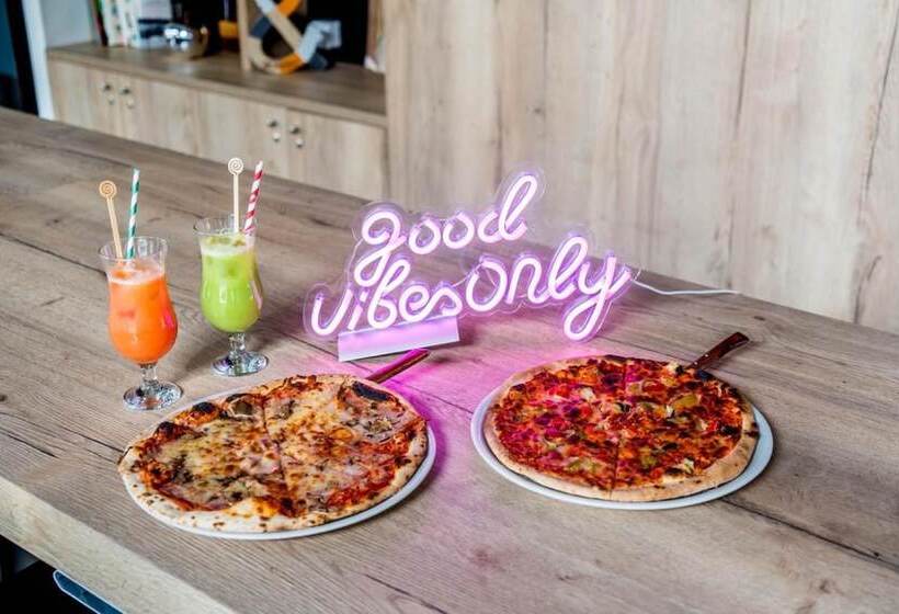 فندق Campanile Melun Sénart