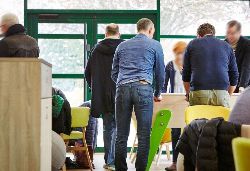 Отель Campanile Poitiers  Site Du Futuroscope