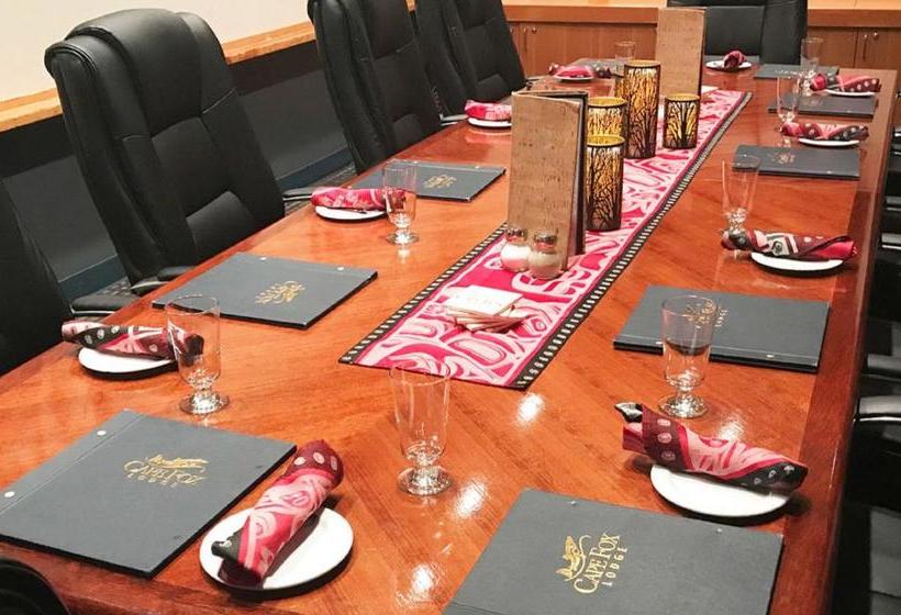 فندق Cape Fox Lodge