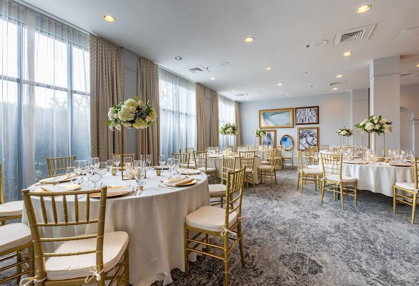 Castle Hotel, Autograph Collection