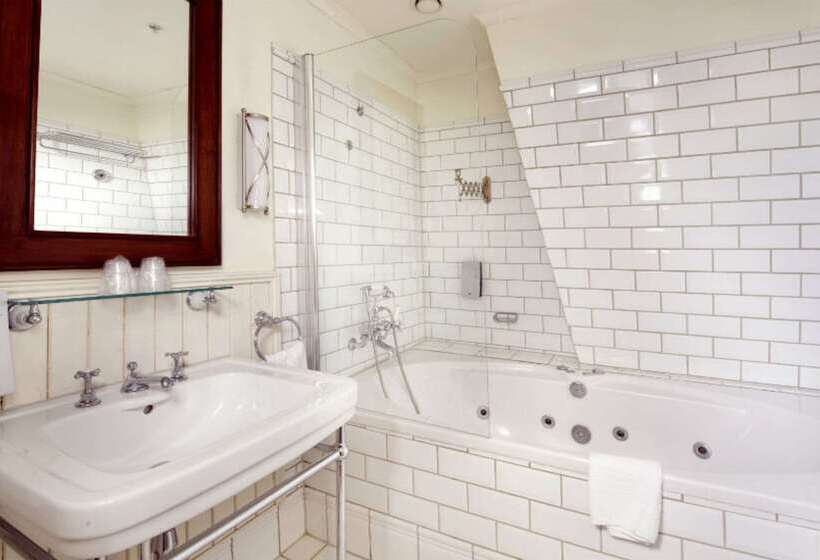 Clarion Collection Hotel Bastion