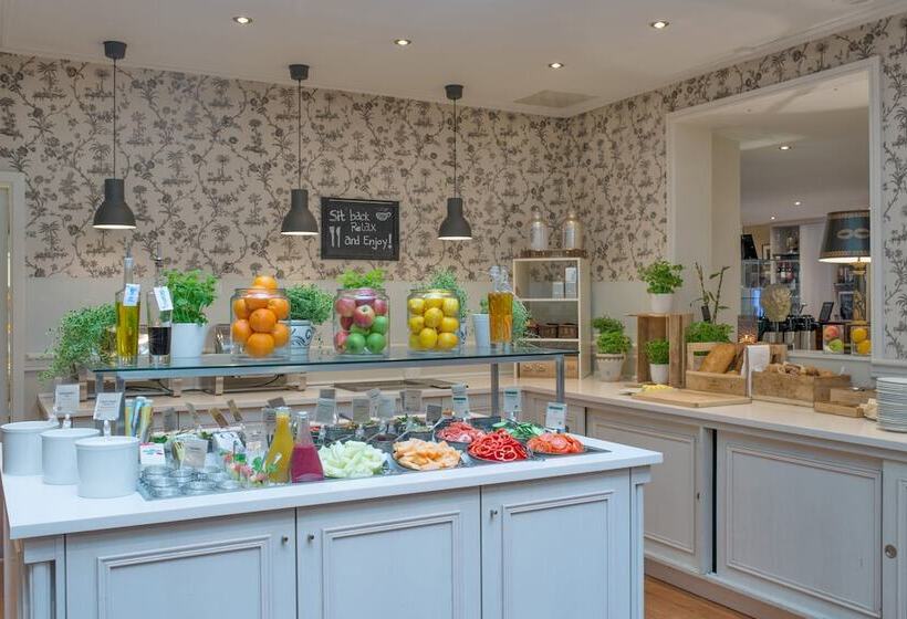 Clarion Collection Hotel Bastion