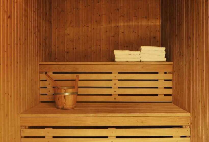 Clarion Collection Hotel Bastion