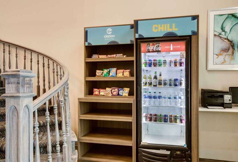 호텔 Clarion Pointe Atlanta Airport College Park