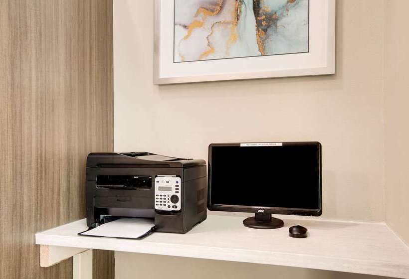 호텔 Clarion Pointe Atlanta Airport College Park