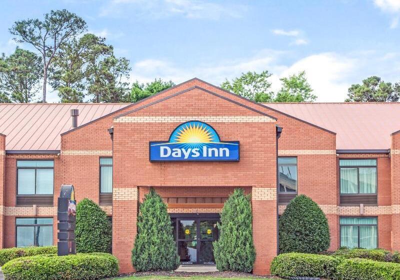 호텔 Clarion Pointe Atlanta Airport College Park