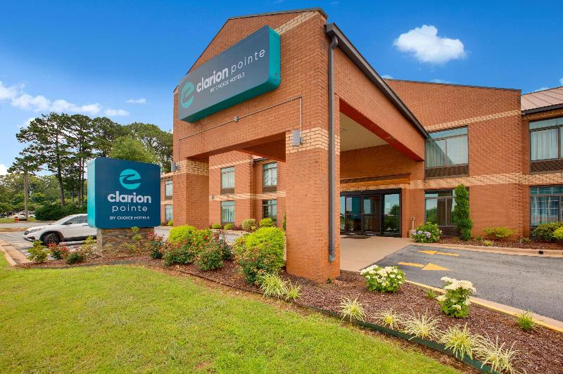 호텔 Clarion Pointe Atlanta Airport College Park